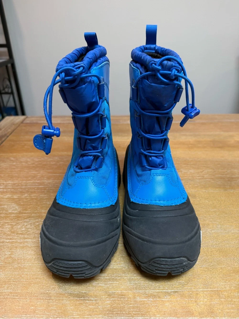 The North‎ Face Kids Alpenglow II Waterproof Snow Boots Size 4